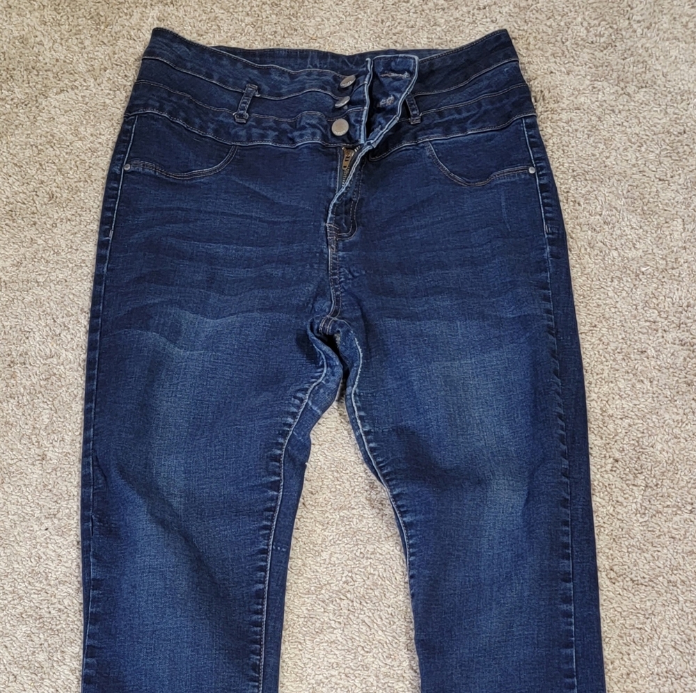 REFUGE Dark Blue Denim High Rise 3X Button Jegging Stretch Jeans Size 14